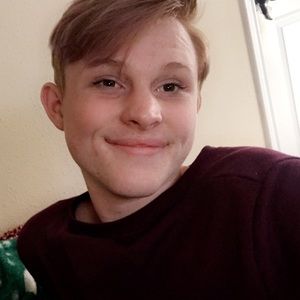 Meet your Posher, Lanie